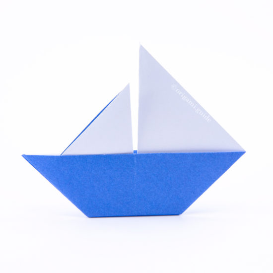 origami sail boat tutorial 00