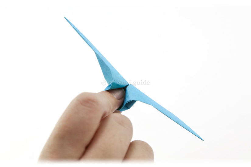 19. Hold the butterfly like this, opening and closing your fingers will make the wings flap!