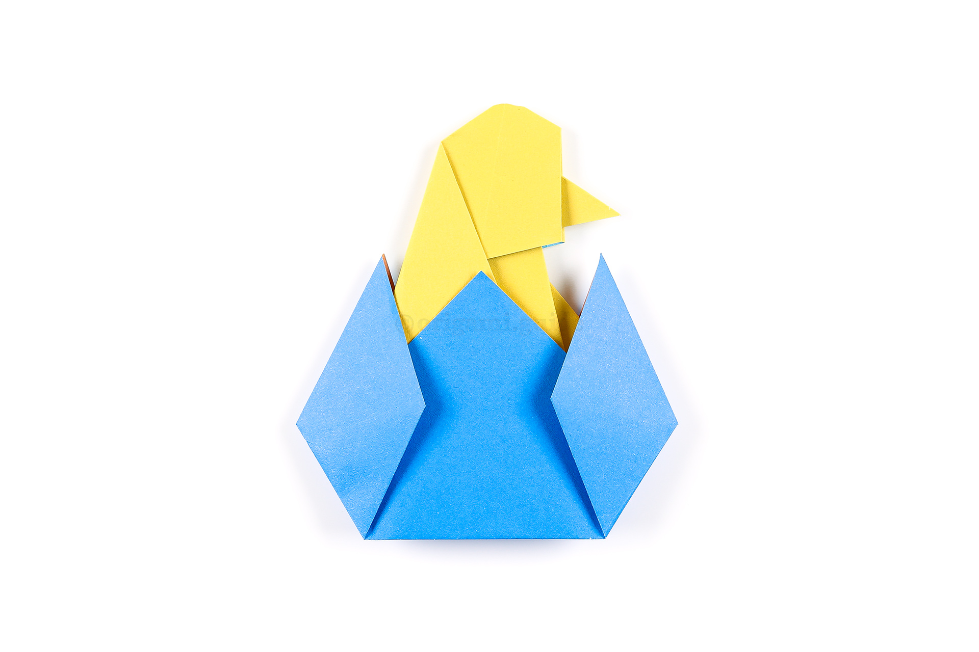 Finally, you can put the origami chick inside the egg!